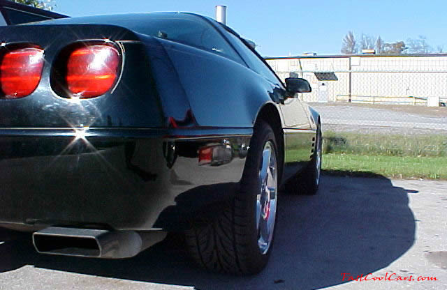 1992 Chevrolet Corvette - LT1 - 6 Speed, 300 horsepower - Fast Cool Car