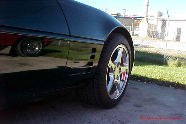 1992 Chevrolet Corvette - LT1 - 6 Speed, 300 horsepower - Fast Cool Car