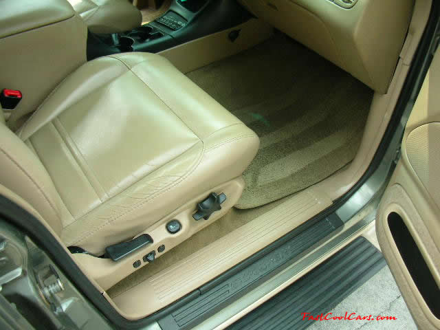 2000 Ford Explorer, Eddie Bauer Edition - For Sale