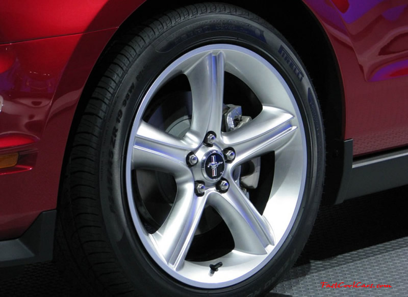 2010 Mustang officially priced to start under $21,000