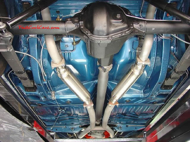 This is 1 of 75 RoadRunner Hemi hardtops made in 1970, and 1 of 59 4 speeds.