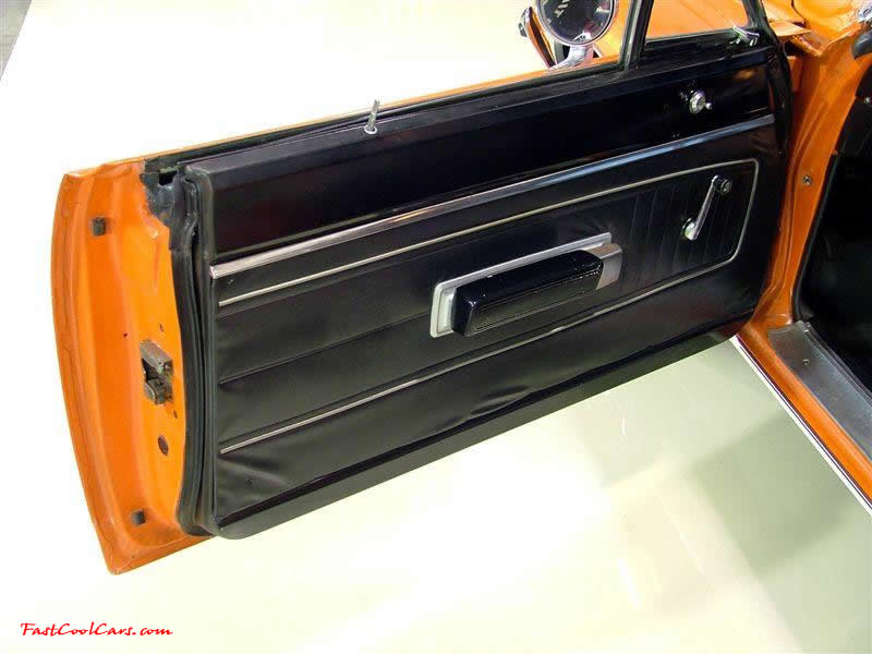 1970 Plymouth Roadrunner 440 6-Pack -Vitamin C Orange - Positive Traction Rear End - High Quality Restoration - Air Grabber Hood - Tic Tock Tach - Beep Beep Horn