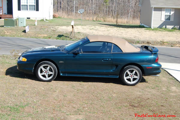 1996 Ford Mustang GT Convertible, first year for the 4.6 V8 SOHC, this one is equipped with the automatic transmission with overdrive. 