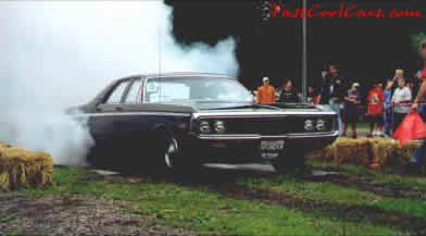 Big Mopar smoke show contest