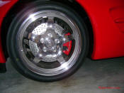 The Z06 and models equipped with the available Z51 package now have aluminum front stabilizer bar links for lighter weight.