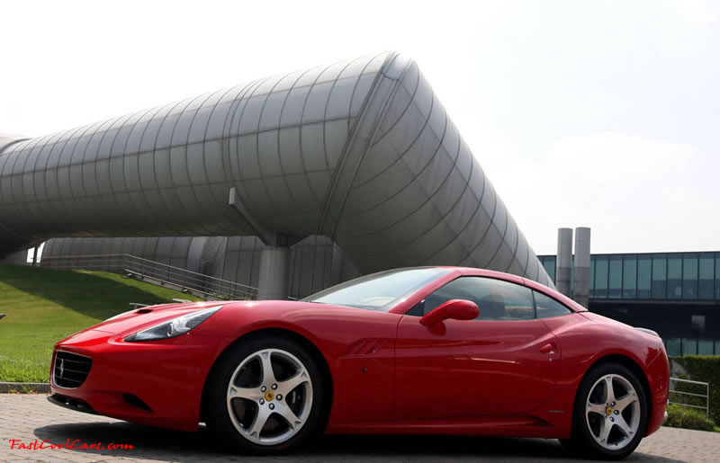 California Ferrari, Hardtop Convertible, front engine, rear wheel drive.