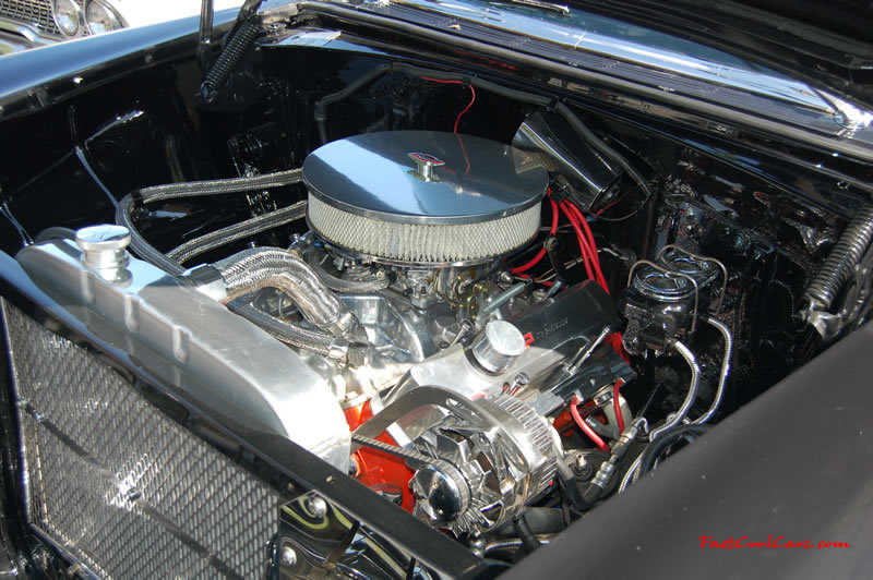 Cleveland Tennessee car shows and events with hot rods, antique cars, muscle cars, famous cars, rare cars, wild cars, fast cars, cool cars, rat rods, supercharged cars, turbo cars, motorcycles, trucks, low riders, chopped rides, new whips, old whips, and much more.