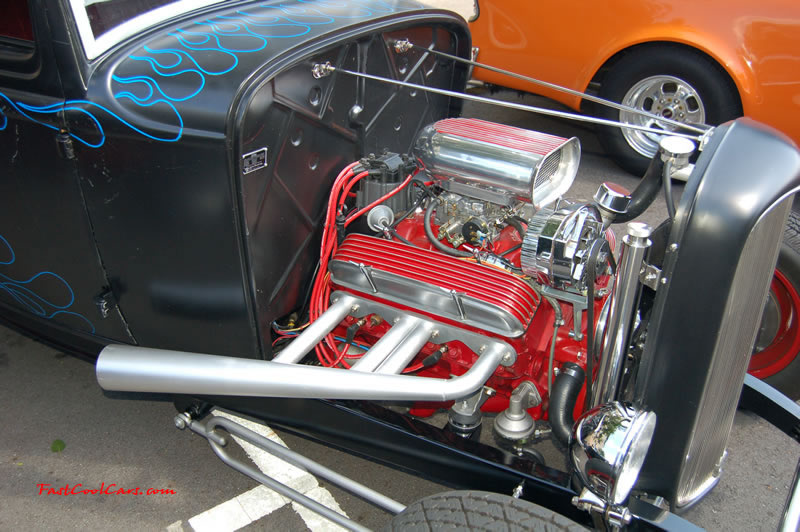 Cleveland Tennessee car shows and events with hot rods, antique cars, muscle cars, famous cars, rare cars, wild cars, fast cars, cool cars, rat rods, supercharged cars, turbo cars, motorcycles, trucks, low riders, chopped rides, new whips, old whips, and much more.