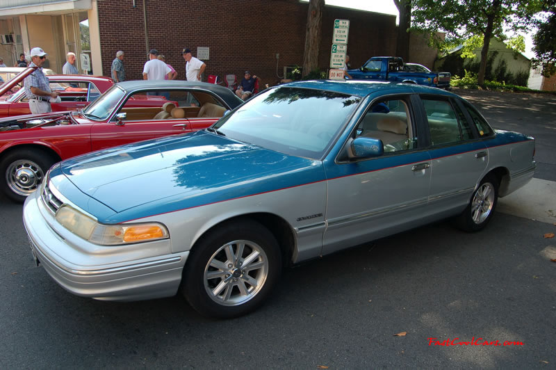 Cleveland Tennessee car shows and events with hot rods, antique cars, muscle cars, famous cars, rare cars, wild cars, fast cars, cool cars, rat rods, supercharged cars, turbo cars, motorcycles, trucks, low riders, chopped rides, new whips, old whips, and much more.