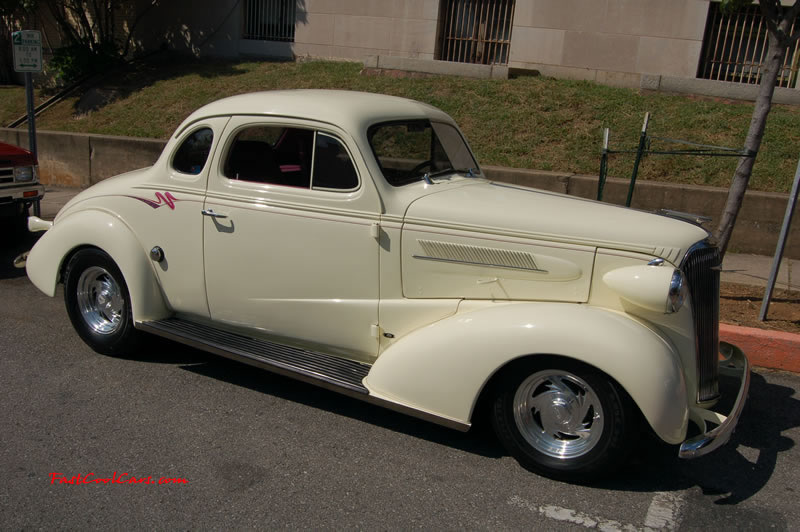 Cleveland Tennessee car shows and events with hot rods, antique cars, muscle cars, famous cars, rare cars, wild cars, fast cars, cool cars, rat rods, supercharged cars, turbo cars, motorcycles, trucks, low riders, chopped rides, new whips, old whips, and much more.