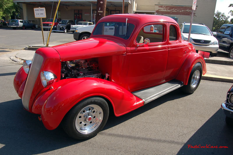 Cleveland Tennessee car shows and events with hot rods, antique cars, muscle cars, famous cars, rare cars, wild cars, fast cars, cool cars, rat rods, supercharged cars, turbo cars, motorcycles, trucks, low riders, chopped rides, new whips, old whips, and much more.