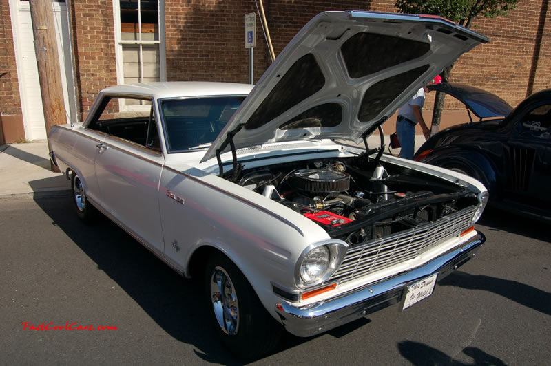 Cleveland Tennessee car shows and events with hot rods, antique cars, muscle cars, famous cars, rare cars, wild cars, fast cars, cool cars, rat rods, supercharged cars, turbo cars, motorcycles, trucks, low riders, chopped rides, new whips, old whips, and much more.