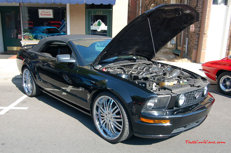 Cleveland Tennessee car shows and events with hot rods, antique cars, muscle cars, famous cars, rare cars, wild cars, fast cars, cool cars, rat rods, supercharged cars, turbo cars, motorcycles, trucks, low riders, chopped rides, new whips, old whips, and much more.