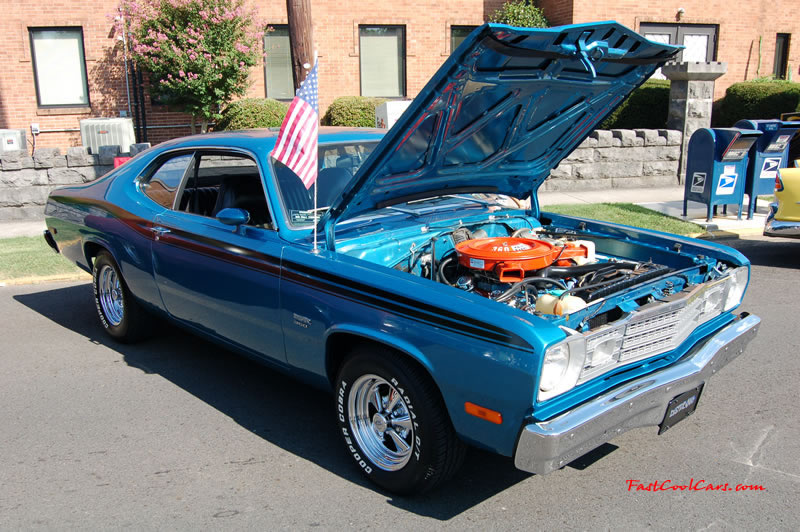 Cleveland Tennessee car shows and events with hot rods, antique cars, muscle cars, famous cars, rare cars, wild cars, fast cars, cool cars, rat rods, supercharged cars, turbo cars, motorcycles, trucks, low riders, chopped rides, new whips, old whips, and much more.