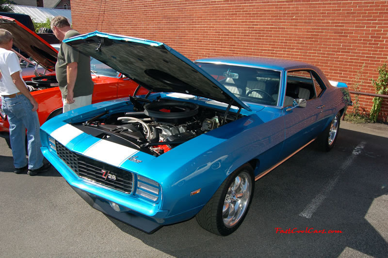Cleveland Tennessee car shows and events with hot rods, antique cars, muscle cars, famous cars, rare cars, wild cars, fast cars, cool cars, rat rods, supercharged cars, turbo cars, motorcycles, trucks, low riders, chopped rides, new whips, old whips, and much more.
