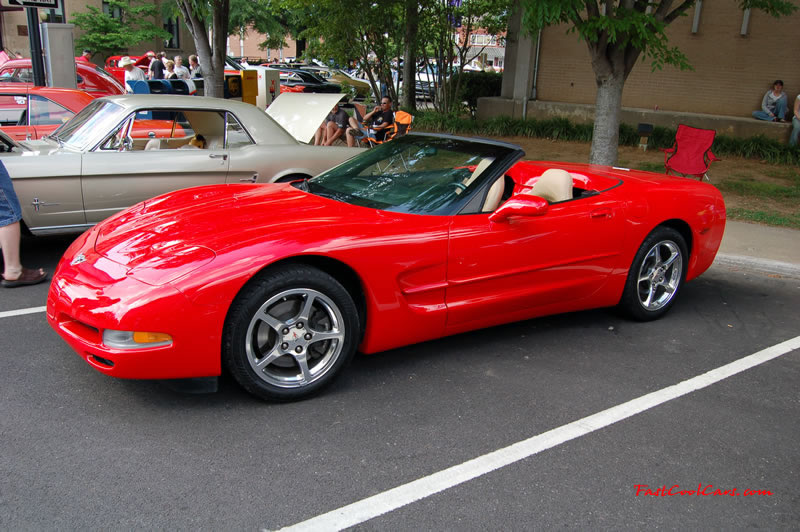 Cleveland TN monthly car shows and events with hot rods, antique cars, muscle cars, famous cars, rare cars, wild cars, fast cars, cool cars, rat rods, supercharged cars, turbo cars, motorcycles, trucks, low riders, chopped rides, new whips, old whips, and much more.