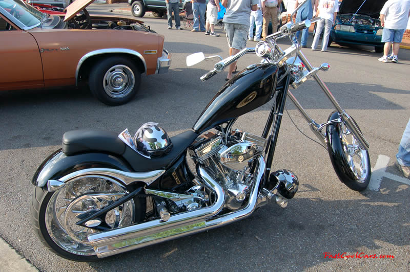 Cleveland TN monthly car shows and events with hot rods, muscle cars, famous cars, rare cars, wild cars, fast cars, cool cars, rat rods, supercharged cars, new whips, and much more.