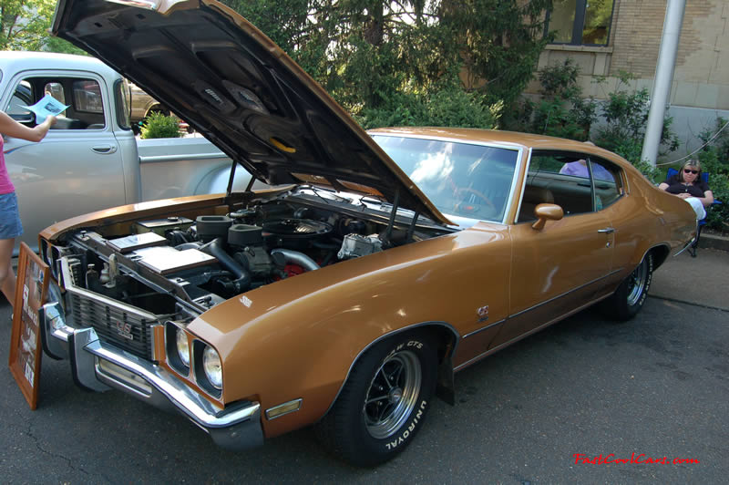 Cleveland TN monthly car shows and events with hot rods, muscle cars, famous cars, rare cars, wild cars, fast cars, cool cars, rat rods, supercharged cars, new whips, and much more.