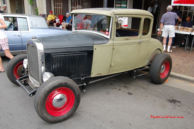 Cleveland, Tennessee car shows and events with hot rods, muscle cars, famous cars, rare cars, wild cars, fast cars, cool cars, rat rods, supercharged cars, new whips, and much more.