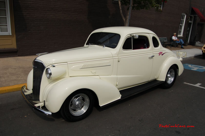 Cleveland, Tennessee car shows and events with hot rods, muscle cars, famous cars, rare cars, wild cars, fast cars, cool cars, rat rods, supercharged cars, new whips, and much more.