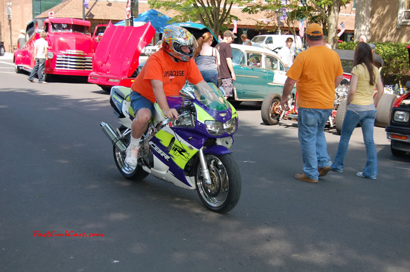 Cleveland, Tennessee car shows and events with hot rods, muscle cars, famous cars, rare cars, wild cars, fast cars, cool cars, rat rods, supercharged cars, new whips, and much more.