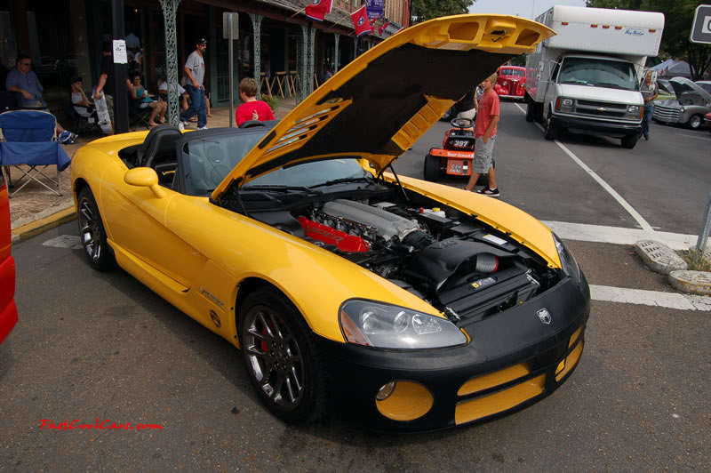 Cleveland, Tennessee car shows and events with hot rods, muscle cars, famous cars, rare cars, wild cars, fast cars, cool cars, rat rods, supercharged cars, new whips, and much more.