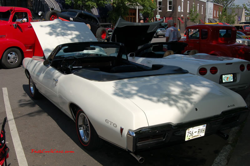 Cleveland, Tennessee Cruise In car shows and events with hot rods, muscle cars, famous cars, rare cars, wild cars, fast cars, cool cars, rat rods, supercharged cars, new whips, and much more.