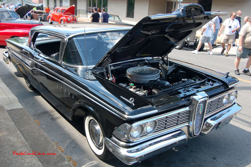 Cleveland, Tennessee Cruise In car shows and events with hot rods, muscle cars, famous cars, rare cars, wild cars, fast cars, cool cars, rat rods, supercharged cars, new whips, and much more.