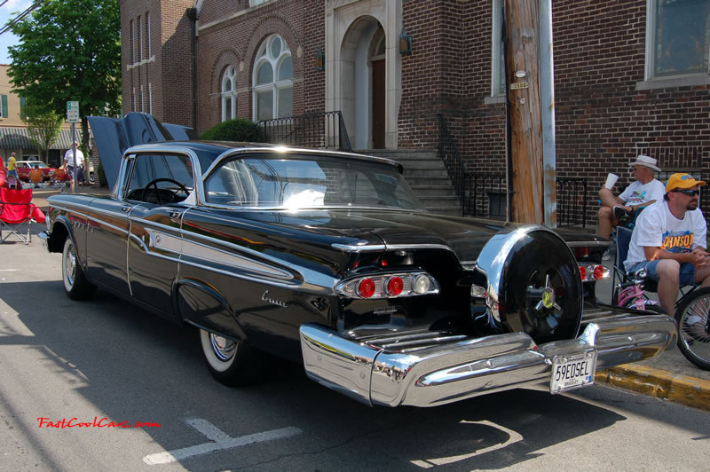 Cleveland, Tennessee Cruise In car shows and events with hot rods, muscle cars, famous cars, rare cars, wild cars, fast cars, cool cars, rat rods, supercharged cars, new whips, and much more.