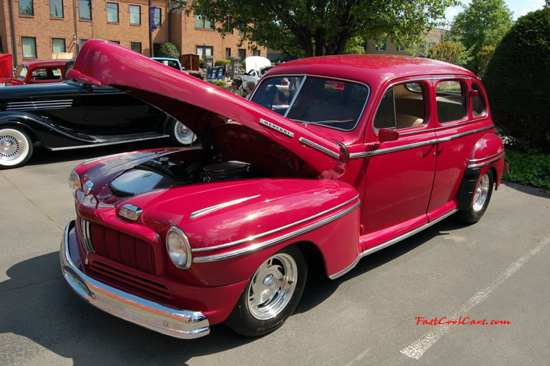 Cleveland, Tennessee Cruise In car shows and events with hot rods, muscle cars, famous cars, rare cars, wild cars, fast cars, cool cars, rat rods, supercharged cars, new whips, and much more.
