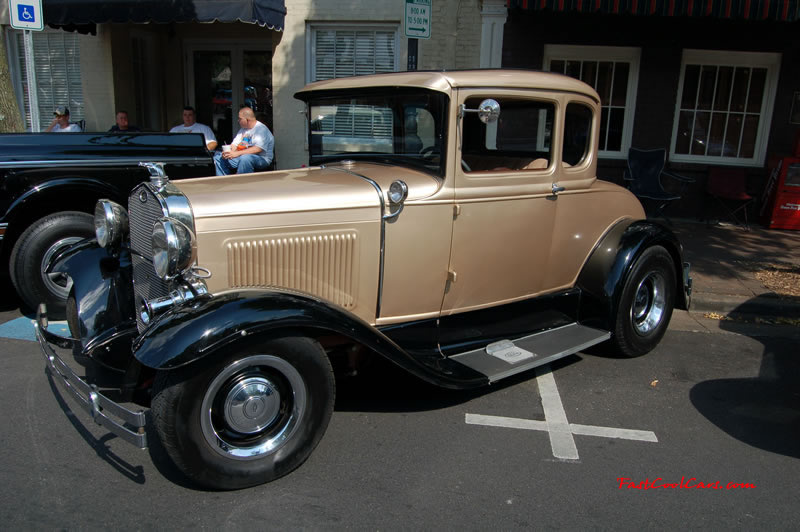 Cleveland, Tennessee Cruise In car shows and events with hot rods, muscle cars, famous cars, rare cars, wild cars, fast cars, cool cars, rat rods, supercharged cars, new whips, and much more.