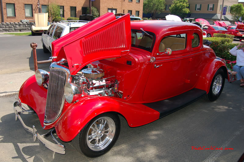 Cleveland, Tennessee Cruise In car shows and events with hot rods, muscle cars, famous cars, rare cars, wild cars, fast cars, cool cars, rat rods, supercharged cars, new whips, and much more.
