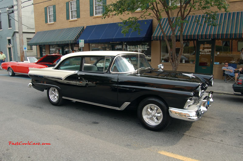 Cleveland, Tennessee Cruise In car shows and events with hot rods, muscle cars, famous cars, rare cars, wild cars, fast cars, cool cars, rat rods, supercharged cars, new whips, and much more.