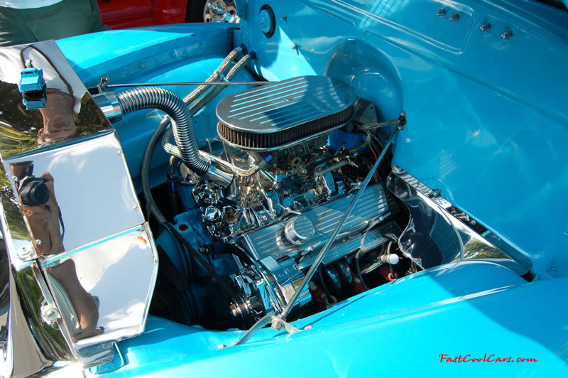 Cleveland, Tennessee Cruise In car shows and events with hot rods, muscle cars, famous cars, rare cars, wild cars, fast cars, cool cars, rat rods, supercharged cars, new whips, and much more.