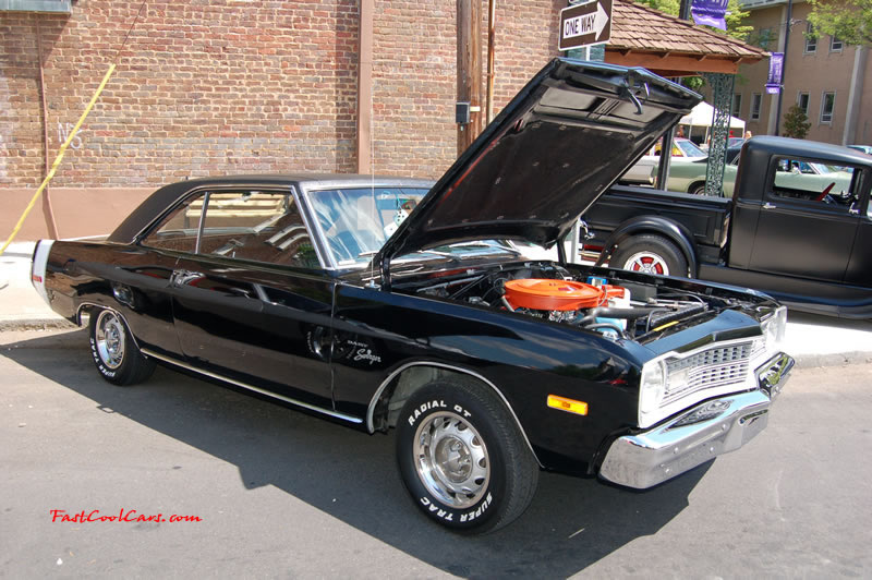 Cleveland, Tennessee Cruise In car shows and events with hot rods, muscle cars, famous cars, rare cars, wild cars, fast cars, cool cars, rat rods, supercharged cars, new whips, and much more.