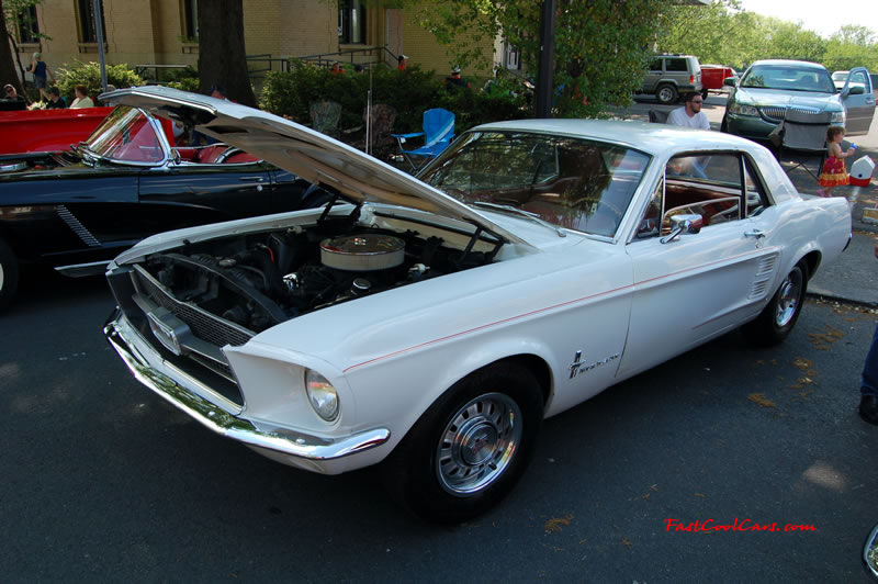 Cleveland, Tennessee Cruise In car shows and events with hot rods, muscle cars, famous cars, rare cars, wild cars, fast cars, cool cars, rat rods, supercharged cars, new whips, and much more.