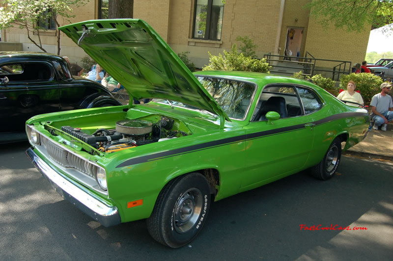 Cleveland, Tennessee Cruise In car shows and events with hot rods, muscle cars, famous cars, rare cars, wild cars, fast cars, cool cars, rat rods, supercharged cars, new whips, and much more.