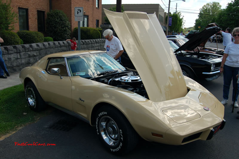 Cleveland, Tennessee Cruise In car shows and events with hot rods, muscle cars, famous cars, rare cars, wild cars, fast cars, cool cars, rat rods, supercharged cars, new whips, and much more.