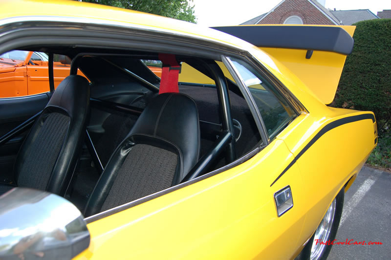 Cleveland, Tennessee Cruise In car shows and events with hot rods, muscle cars, famous cars, rare cars, wild cars, fast cars, cool cars, rat rods, supercharged cars, new whips, and much more.