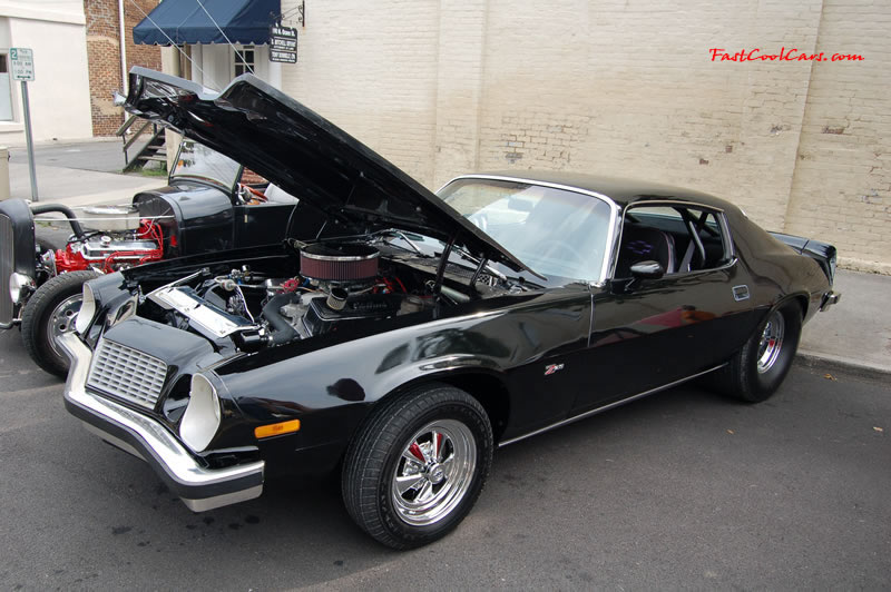 Cleveland, Tennessee Cruise In car shows and events with hot rods, muscle cars, famous cars, rare cars, wild cars, fast cars, cool cars, rat rods, supercharged cars, new whips, and much more.