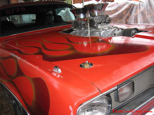 1972 Plymouth Duster - Drag racer-360 Engine, Blower driven small block