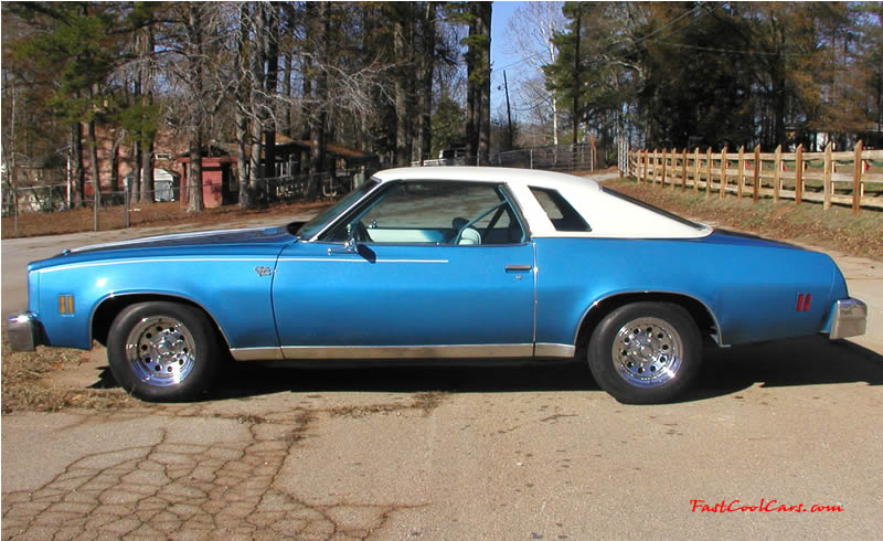 1977 Malibu Chevy has a 350 engine