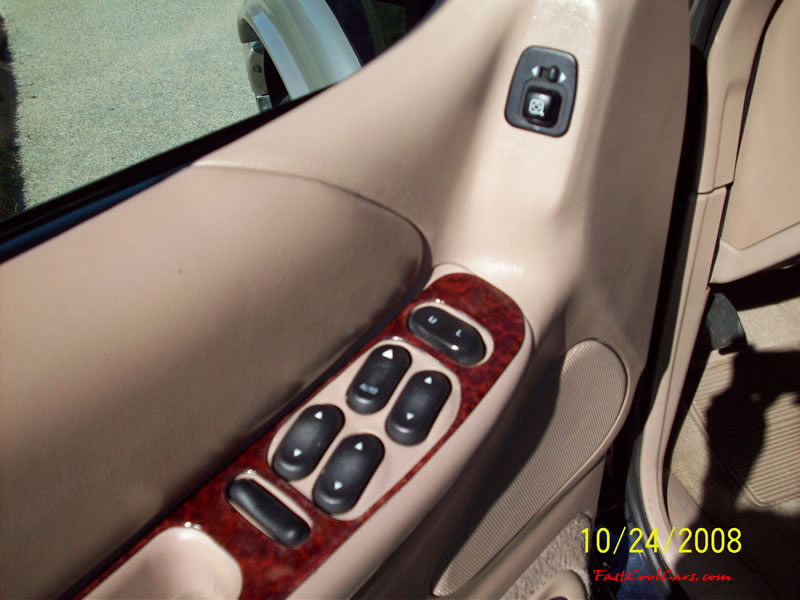 2000 Eddie Bauer Ford Explorer SUV "Limited" For Sale.