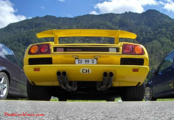 Very Fast Cool Exotic Supercar, yellow Lambo, that's pretty hot.