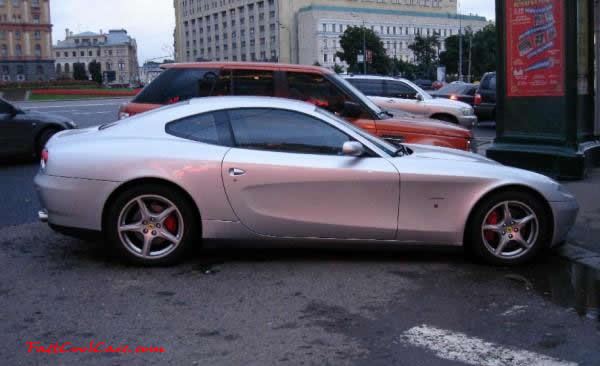 Very Fast Cool Exotic Supercar, big brake set up.