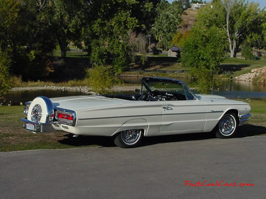 1964 Ford Thunderbird convertible - 390 V-8 Engine