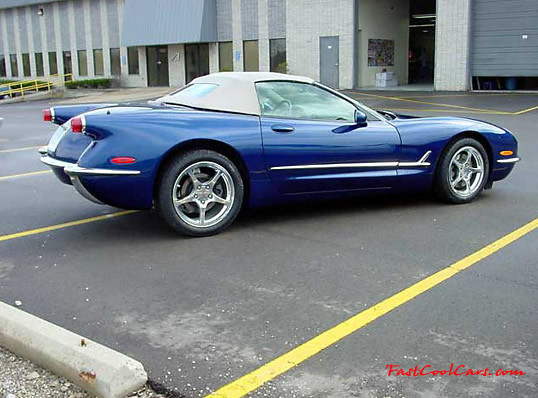 By blending the classic styling of the 1950's with performance, comfort, and technology of the 21st century, the 1953-2003 Commemorative Edition offers the best of both eras.