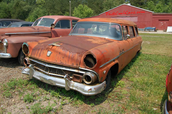 Rare collectible vintage classic cars for sale.