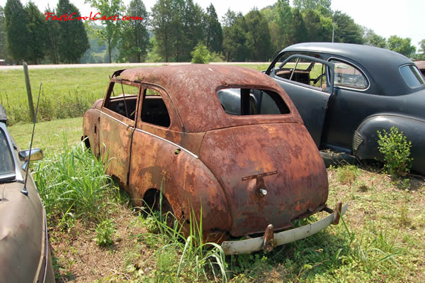 Rare collectible vintage classic cars for sale.