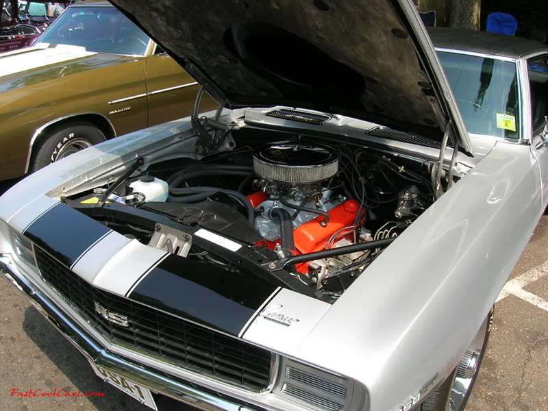Cleveland, Tennessee Cruise-in August 28, 2005 - Sweet Camaro